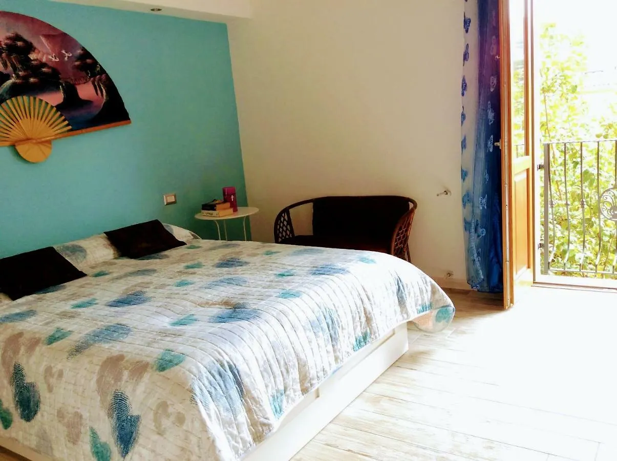 Bed and Breakfast La Perla Del Sud Teulada Frühstückspension